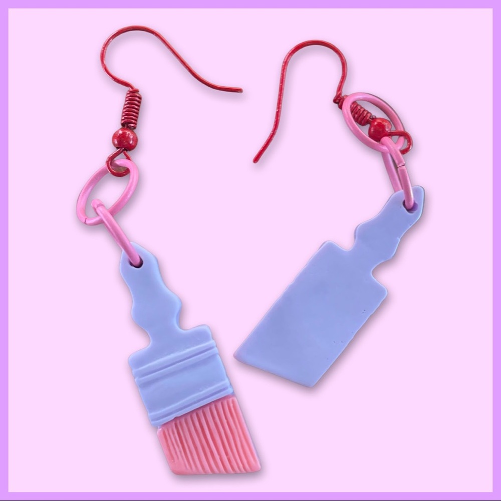 Pastel Kawaii Dangling Paintbrush Earrings - Picture 4 of 6